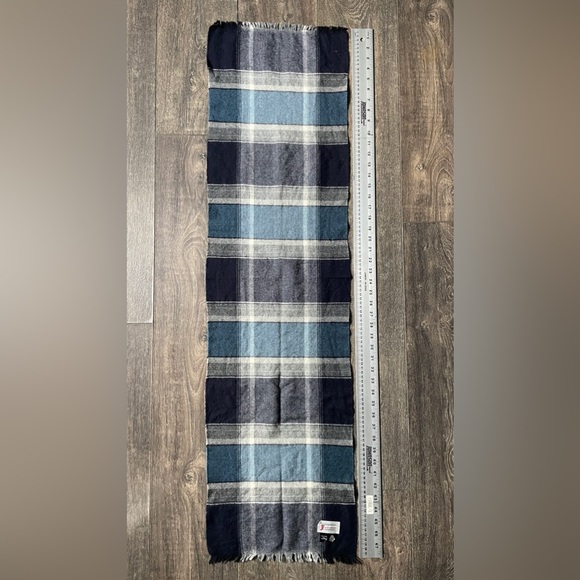 Jack Fraser wool scarf. Navy, sky blue, grey charcoal - Picture 9 of 9